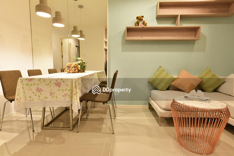 Dining area next to kitchen