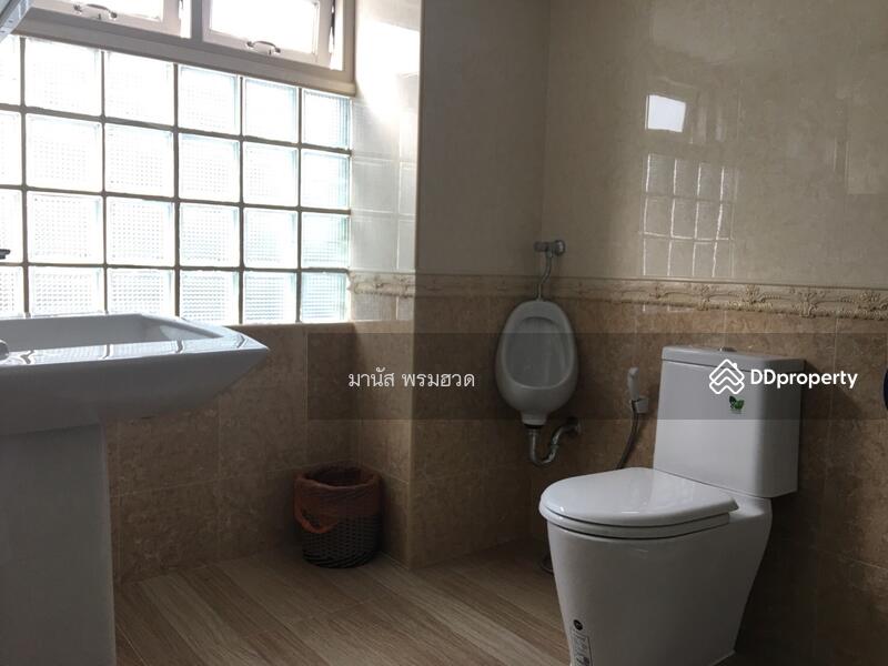 โฮมออฟฟิศ บางระมาด ตลิ่งชัน, Bangkok, 333 พุทธมณฑล สาย 1, Bang Ra Mat, Taling Chan, Bangkok, , 672 sqm, Shophouse For Sale, by มานัส พรมฮวด, 4595522 - ห้องน้ำและห้องอาบน้ำ ชั้นลอย - DDproperty.com