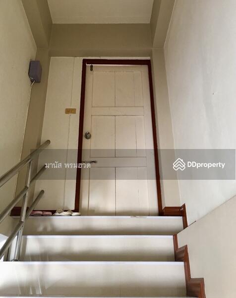 โฮมออฟฟิศ บางระมาด ตลิ่งชัน, กรุงเทพ, 333 พุทธมณฑล สาย 1, บางระมาด, ตลิ่งชัน, กรุงเทพ, 672 ตร.ม., ตึกแถว-อาคารพาณิชย์ ขาย, โดย มานัส พรมฮวด, 4595522 - มันไดทางขึ้นชั้นไป 4 (ดาดฟ้า)  - DDproperty.com