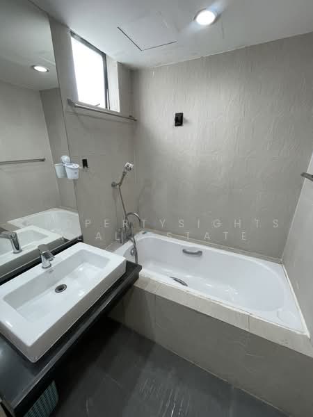 President Park Sukhumvit 24, Bangkok, 99 Sukhumvit 24 Alley, Khlongtoei Nua, Watthana, Bangkok, 3 Bedrooms, 263 sqm, Condo For Rent, by PROPERTYSIGHTS REAL ESTATE, 4670876 - DDproperty.com