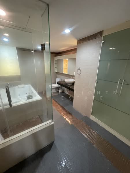 President Park Sukhumvit 24, Bangkok, 99 Sukhumvit 24 Alley, Khlongtoei Nua, Watthana, Bangkok, 3 Bedrooms, 263 sqm, Condo For Rent, by PROPERTYSIGHTS REAL ESTATE, 4670876 - DDproperty.com