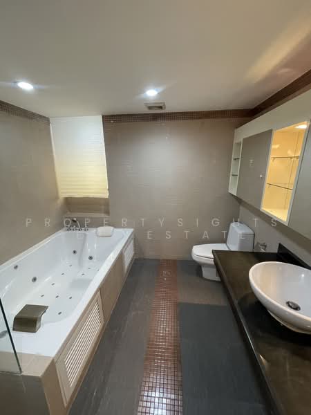 President Park Sukhumvit 24, Bangkok, 99 Sukhumvit 24 Alley, Khlongtoei Nua, Watthana, Bangkok, 3 Bedrooms, 263 sqm, Condo For Rent, by PROPERTYSIGHTS REAL ESTATE, 4670876 - DDproperty.com