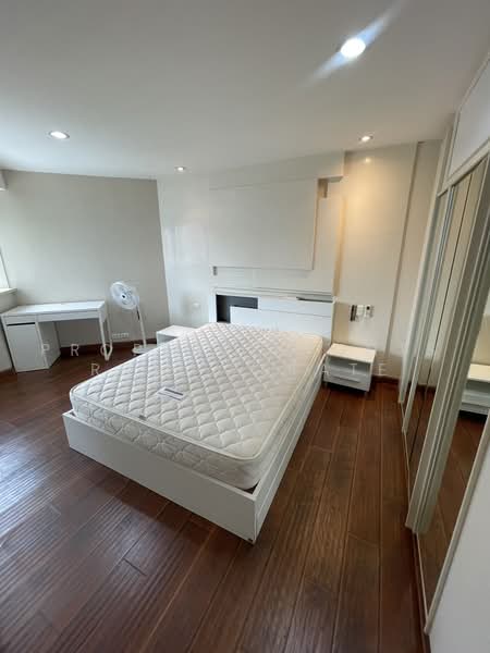 President Park Sukhumvit 24, Bangkok, 99 Sukhumvit 24 Alley, Khlongtoei Nua, Watthana, Bangkok, 3 Bedrooms, 263 sqm, Condo For Rent, by PROPERTYSIGHTS REAL ESTATE, 4670876 - DDproperty.com