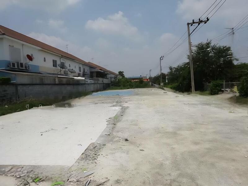 ที่ดินติดถนนใหญ่ ใกล้ห้างสรรพสินค้า แปลงมุม ถมแล้ว ทำเลดี เหมาะทำธุรกิจ, นนทบุรี, หน้าซอย.ร่วมใจ บางกรวยไทรน้อย, ไทรน้อย, ไทรน้อย, นนทบุรี, 1,600 ตร.ม., ที่ดิน ขาย, โดย สุกฤช พงศ์พันธุ์พณิชย์, 476409 - DDproperty.com