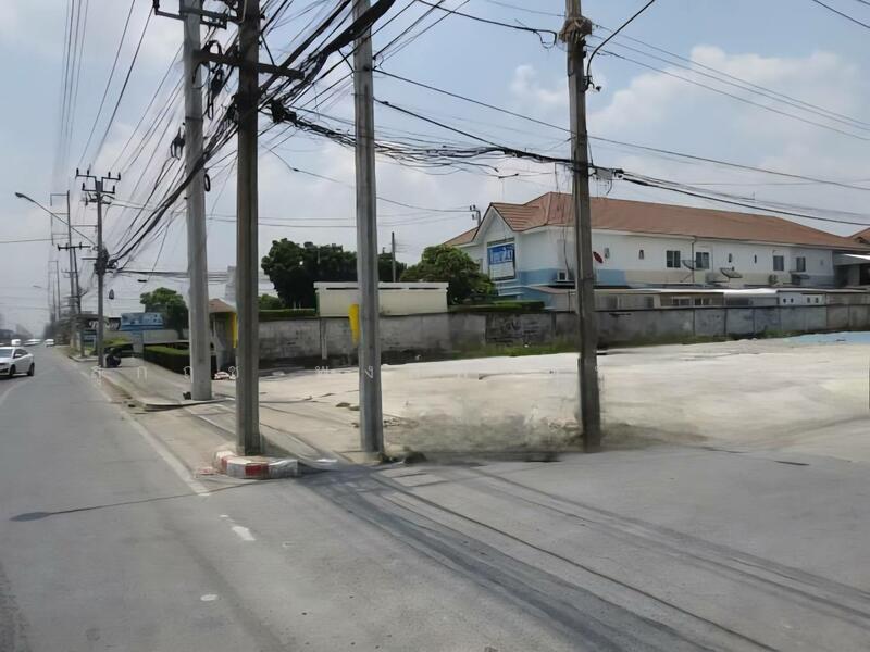 ที่ดินติดถนนใหญ่ ใกล้ห้างสรรพสินค้า แปลงมุม ถมแล้ว ทำเลดี เหมาะทำธุรกิจ, นนทบุรี, หน้าซอย.ร่วมใจ บางกรวยไทรน้อย, ไทรน้อย, ไทรน้อย, นนทบุรี, 1,600 ตร.ม., ที่ดิน ขาย, โดย สุกฤช พงศ์พันธุ์พณิชย์, 476409 - DDproperty.com