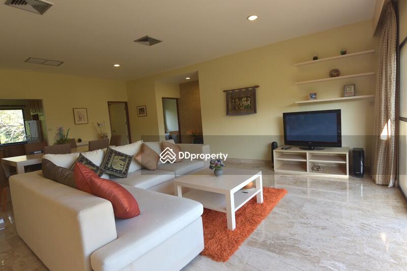 Palm Hills Golf Club and Residence, Phetchaburi, 1444 Phet Kasem Rd, Cha-am, Cha-Am, Phetchaburi, 2 Bedrooms, 130 sqm, Condo For Sale, by Orachorn Khamluan, 4912007 - Spacious living-dining lounge - DDproperty.com