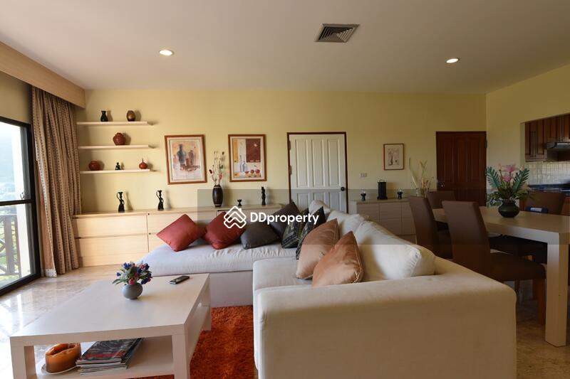 Palm Hills Golf Club and Residence, Phetchaburi, 1444 Phet Kasem Rd, Cha-am, Cha-Am, Phetchaburi, 2 Bedrooms, 130 sqm, Condo For Sale, by Orachorn Khamluan, 4912007 - Spacious living-dining lounge - DDproperty.com