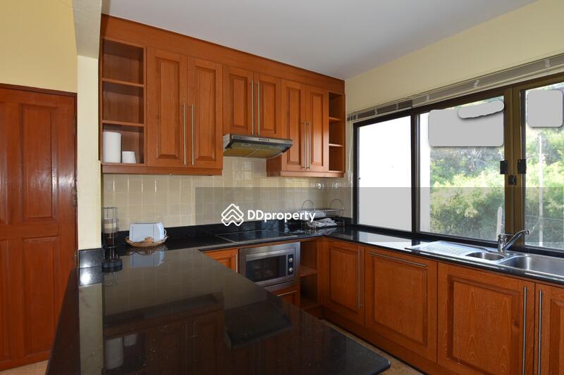 Palm Hills Golf Club and Residence, Phetchaburi, 1444 Phet Kasem Rd, Cha-am, Cha-Am, Phetchaburi, 2 Bedrooms, 130 sqm, Condo For Sale, by Orachorn Khamluan, 4912007 - Fully fitted European style open kitchen - DDproperty.com