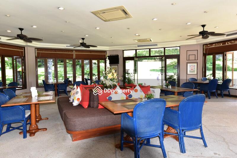 Palm Hills Golf Club and Residence, Phetchaburi, 1444 Phet Kasem Rd, Cha-am, Cha-Am, Phetchaburi, 2 Bedrooms, 130 sqm, Condo For Sale, by Orachorn Khamluan, 4912007 - Palm Hills Golf Club restaurant - DDproperty.com