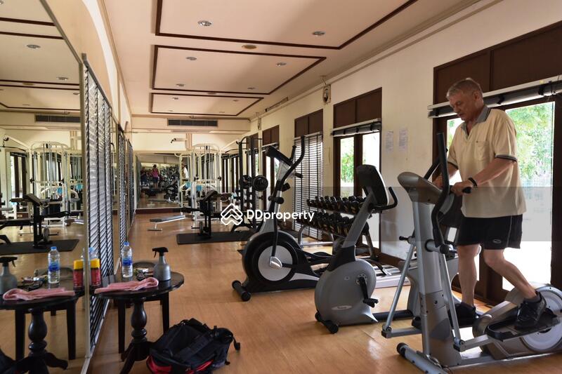 Palm Hills Golf Club and Residence, Phetchaburi, 1444 Phet Kasem Rd, Cha-am, Cha-Am, Phetchaburi, 2 Bedrooms, 130 sqm, Condo For Sale, by Orachorn Khamluan, 4912007 - Palm Hills Sports Club fitness center - DDproperty.com