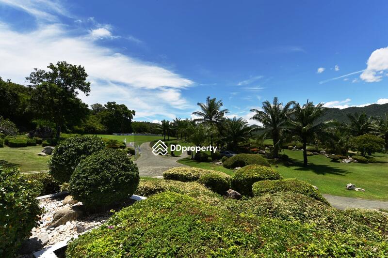 Palm Hills Golf Club and Residence, Phetchaburi, 1444 Phet Kasem Rd, Cha-am, Cha-Am, Phetchaburi, 2 Bedrooms, 130 sqm, Condo For Sale, by Orachorn Khamluan, 4912007 - Palm Hills championship golf course - DDproperty.com