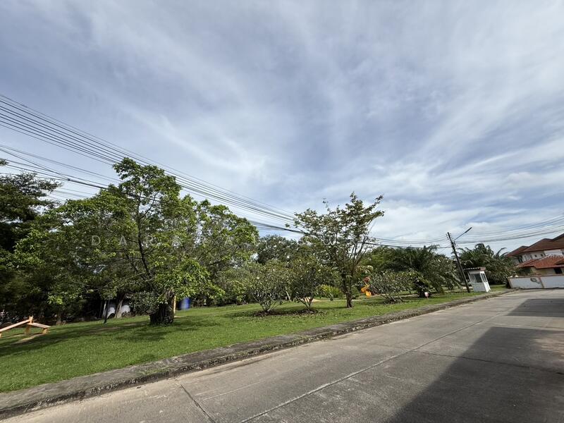 Sun Palm Village Villa, Phuket, 403/68 Chaofa Rd. (Moo 9) Sun Palm Village, Chalong, Muang Phuket, Phuket, 3 Bedrooms, 340 sqm, Single Detached House For Rent, by Jiranan Sukseel, 4954445 - DDproperty.com