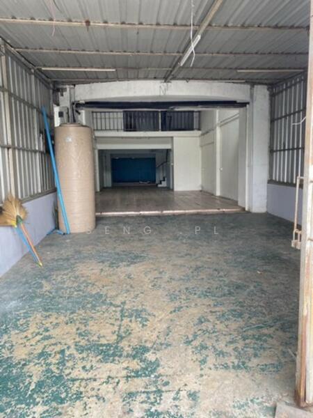 ให้เช่า - ให้เช่าอาคารพาณิชย์ 3.5 ชั้น ใกล้ตลาดไท ใกล้ถนนพหลโยธิน คลองหลวง ปทุมธานี, ปทุมธานี