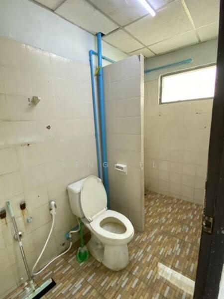 ให้เช่า - ให้เช่าอาคารพาณิชย์ 3.5 ชั้น ใกล้ตลาดไท ใกล้ถนนพหลโยธิน คลองหลวง ปทุมธานี, ปทุมธานี