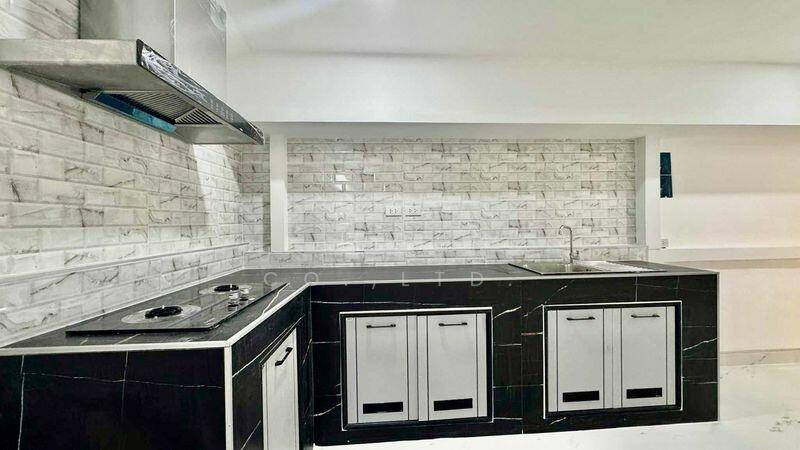 หมู่บ้านรวิพรโกลเด้นฮิลล์ เขาตาโล พัทยา, Chon Buri (Pattaya), Nong Pru, Bang Lamung (Pattaya), Chon Buri (Pattaya), 3 Bedrooms, 160 sqm, Single Detached House For Sale, by A House Property Co.,Ltd., 500000714 - DDproperty.com