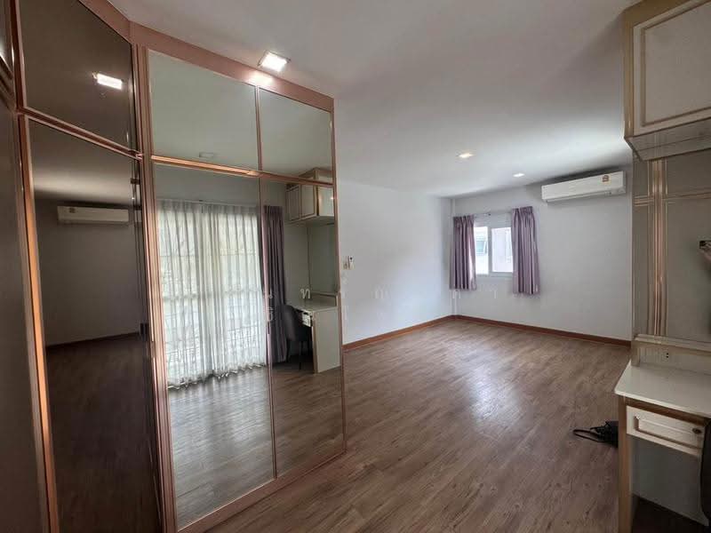 บ้านเดี่ยว ลาดพร้าว 41, Bangkok, Chan Kasem, Chatuchak, Bangkok, 3 Bedrooms, 220 sqm, Single Detached House For Rent, by ปรินทร์ญาดา ชิณโชติ, 500001088 - DDproperty.com