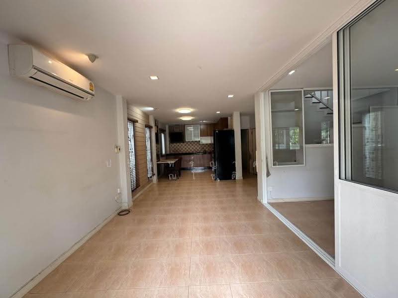 บ้านเดี่ยว ลาดพร้าว 41, Bangkok, Chan Kasem, Chatuchak, Bangkok, 3 Bedrooms, 220 sqm, Single Detached House For Rent, by ปรินทร์ญาดา ชิณโชติ, 500001088 - DDproperty.com