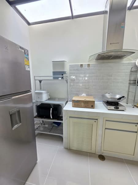 Baan Klang Muang Srinakarin – Onnut, Bangkok, 174 Soi On Nut 70/1, Prawet, Prawet, Bangkok, 3 Bedrooms, 160 sqm, Townhouse For Sale, by Ulaiwan Boonsiri, 500001166 - DDproperty.com
