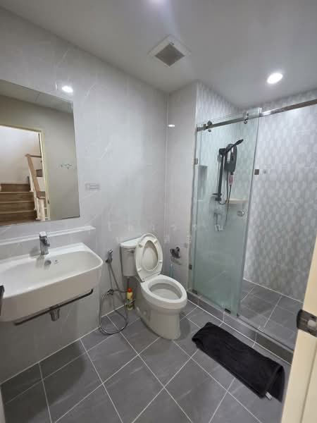 Baan Klang Muang Srinakarin – Onnut, Bangkok, 174 Soi On Nut 70/1, Prawet, Prawet, Bangkok, 3 Bedrooms, 160 sqm, Townhouse For Sale, by Ulaiwan Boonsiri, 500001166 - DDproperty.com