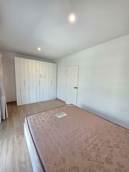 Baan Klang Muang Srinakarin – Onnut, Bangkok, 174 Soi On Nut 70/1, Prawet, Prawet, Bangkok, 3 Bedrooms, 160 sqm, Townhouse For Sale, by Ulaiwan Boonsiri, 500001166 - DDproperty.com