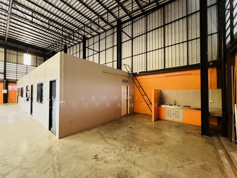 For Rent - ให้เช่าโกดัง บางกระดี่ พระราม 2 บางขุนเทียน กรุงเทพ 430 ตรม, Bangkok