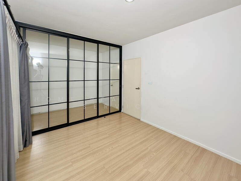 For Sale - Baan Klang Muang Rama 9-On Nut, Bangkok