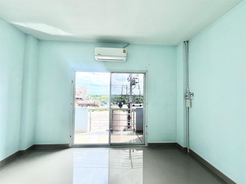 ขาย - อาคารพาณิชย์ ถ.เลี่ยงเมืองสุพรรณฯ ตรงข้ามร้านกาแฟเมืองเหน่อ, สุพรรณบุรี
