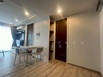 ขาย - 15 Sukhumvit Residences : 15 สุขุมวิท เรสซิเด็นซ์, กรุงเทพ