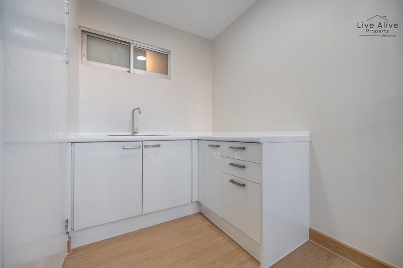 For Sale - Lumpini Center Happyland, Bangkok