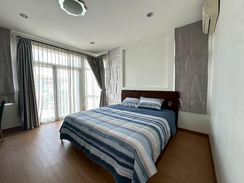 For Sale - The Boulevard Sriracha, Chon Buri