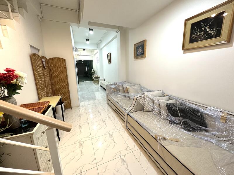 For Rent - 4 Storey Clinic Stand Alone for Rent in Nonthaburi, Nonthaburi