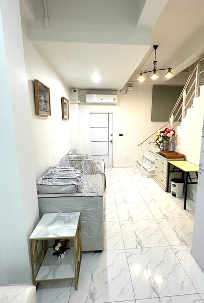 For Rent - 4 Storey Clinic Stand Alone for Rent in Nonthaburi, Nonthaburi