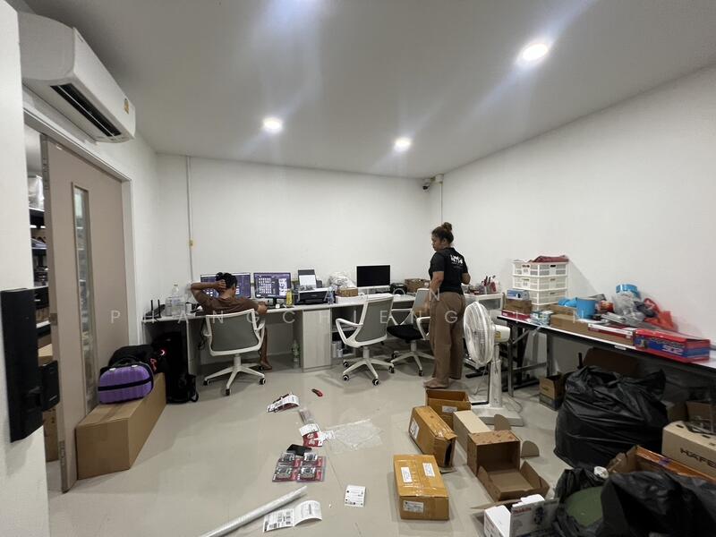 ขาย - พัฒนาชนบท 3, กรุงเทพ