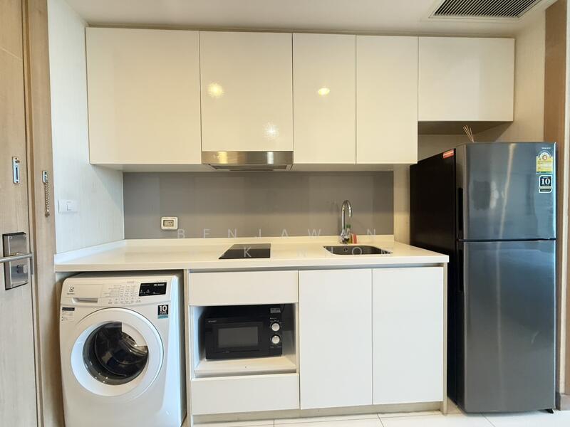 The Riviera Wongamat, Chon Buri (Pattaya), Na Kluea 16 Alley, Na Kloe, Bang Lamung (Pattaya), Chon Buri (Pattaya), Studio, 35 sqm, Condo For Rent, by Benjawan Chukunhom, 500002836 - DDproperty.com