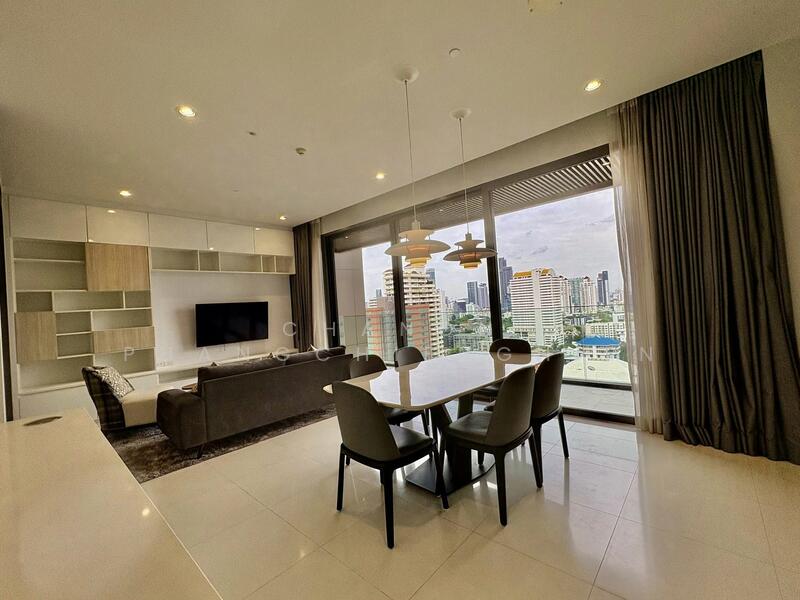 Vittorio 39, Bangkok, 8 Sukhumvit, Khlong Tan Nua, Watthana, Bangkok, 2 Bedrooms, 137 sqm, Condo For Rent, by Chanon Phangchienghien, 500002940 - DDproperty.com