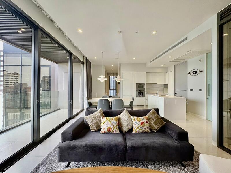 Vittorio 39, Bangkok, 8 Sukhumvit, Khlong Tan Nua, Watthana, Bangkok, 2 Bedrooms, 137 sqm, Condo For Rent, by Chanon Phangchienghien, 500002940 - DDproperty.com