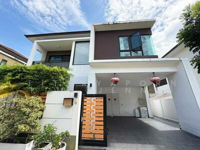 ขาย - Villa Arcadia Srinakarin : วิลล่า อะคาเดีย ศรีนครินทร์, สมุทรปราการ