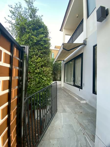 For Sale - Villa Arcadia Srinakarin, Samut Prakan