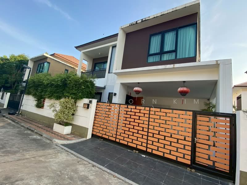 ขาย - Villa Arcadia Srinakarin : วิลล่า อะคาเดีย ศรีนครินทร์, สมุทรปราการ