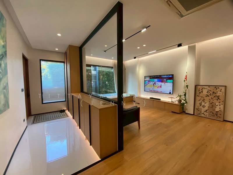 ขาย - Villa Arcadia Srinakarin : วิลล่า อะคาเดีย ศรีนครินทร์, สมุทรปราการ