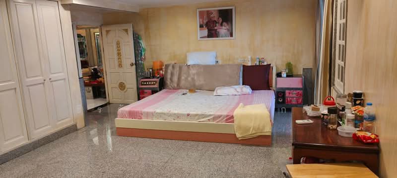 Oriental Towers : โอเรียลเต็ล ทาวเวอร์, กรุงเทพ, 25 ซอยเอกมัย 12 ถนนเอกมัย, คลองตันเหนือ, วัฒนา, กรุงเทพ, 352 ตร.ม., คอนโด ให้เช่า, โดย ธีรรัชต์ ศรีเล็กดี, 500003400 - DDproperty.com