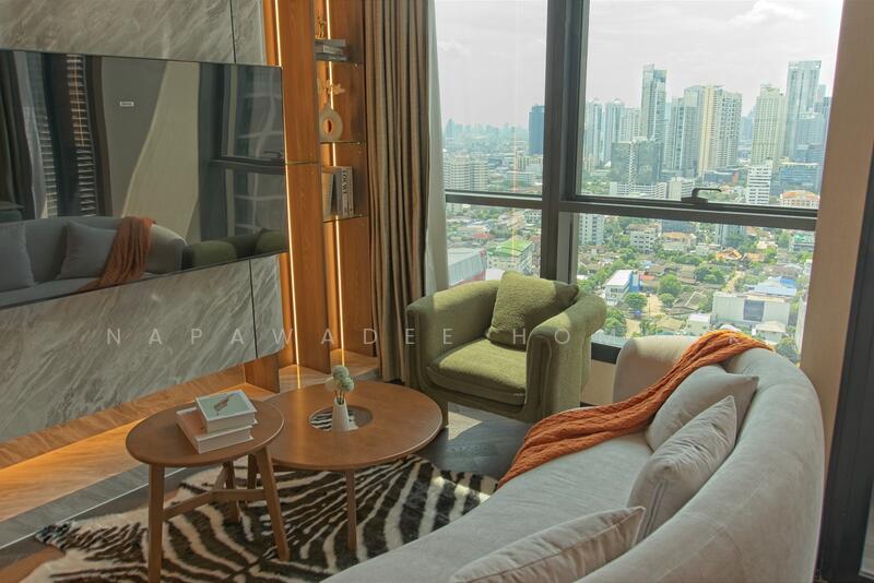 The Esse Sukhumvit 36, Bangkok, Soi Sukhumvit 36, Sukhumvit Road, Phra Kanong, Khlong Toei, Bangkok, 2 Bedrooms, 80 sqm, Condo For Rent, by Napawadee Homhuk, 500004167 - DDproperty.com