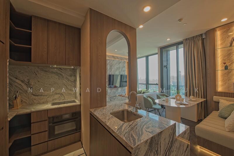 The Esse Sukhumvit 36, Bangkok, Soi Sukhumvit 36, Sukhumvit Road, Phra Kanong, Khlong Toei, Bangkok, 2 Bedrooms, 80 sqm, Condo For Rent, by Napawadee Homhuk, 500004167 - DDproperty.com