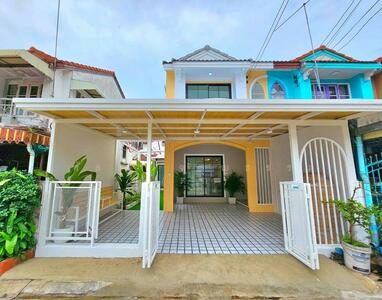 ขาย - Sirarom Bangbuathong : สิรารมย์ บางบัวทอง, นนทบุรี