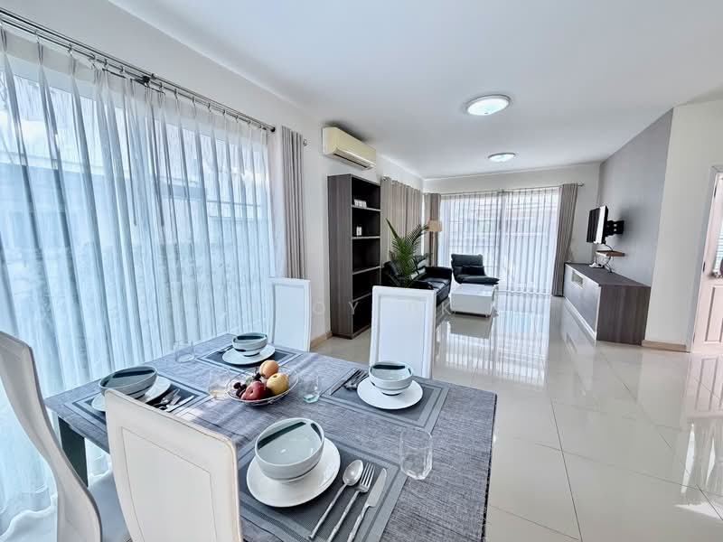 Luxury House nice clean ขายบ้านหรู สวย สะอาด ตกแต่งพร้อมเข้าอยู่ โครงการหรูคาซ่าวิลล์ ศรีราชา ชลบุรี, Chon Buri (Pattaya), Si Racha, Si Racha, Chon Buri (Pattaya), 3 Bedrooms, 129 sqm, Single Detached House For Sale, by Ploy PK, 500004489 - DDproperty.com