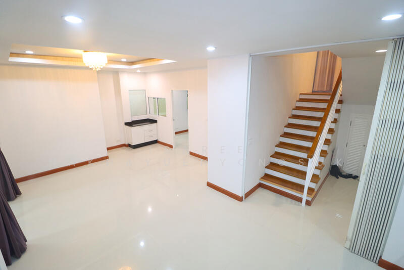 For Sale - เทรนดี้ ธารา รามคำแหง, Bangkok