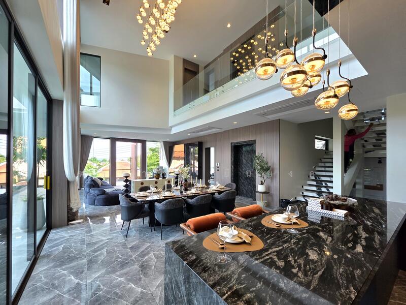 20150, Chon Buri (Pattaya), ทัพพระยา, Bang Lamung, Bang Lamung (Pattaya), Chon Buri (Pattaya), 6 Bedrooms, 1,200 sqm, Villa For Sale, by Tharathorn Yuenyong, 500004550 - DDproperty.com