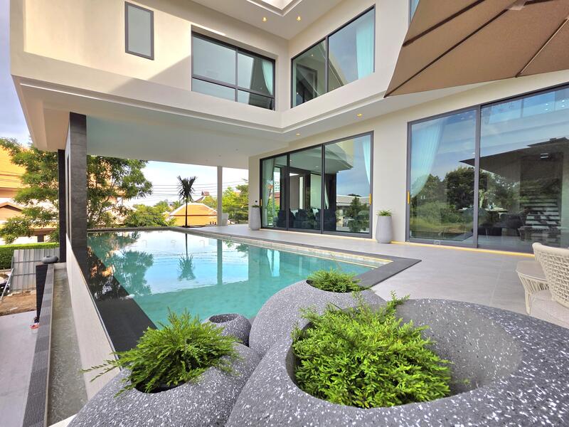 20150, Chon Buri (Pattaya), ทัพพระยา, Bang Lamung, Bang Lamung (Pattaya), Chon Buri (Pattaya), 6 Bedrooms, 1,200 sqm, Villa For Sale, by Tharathorn Yuenyong, 500004550 - DDproperty.com