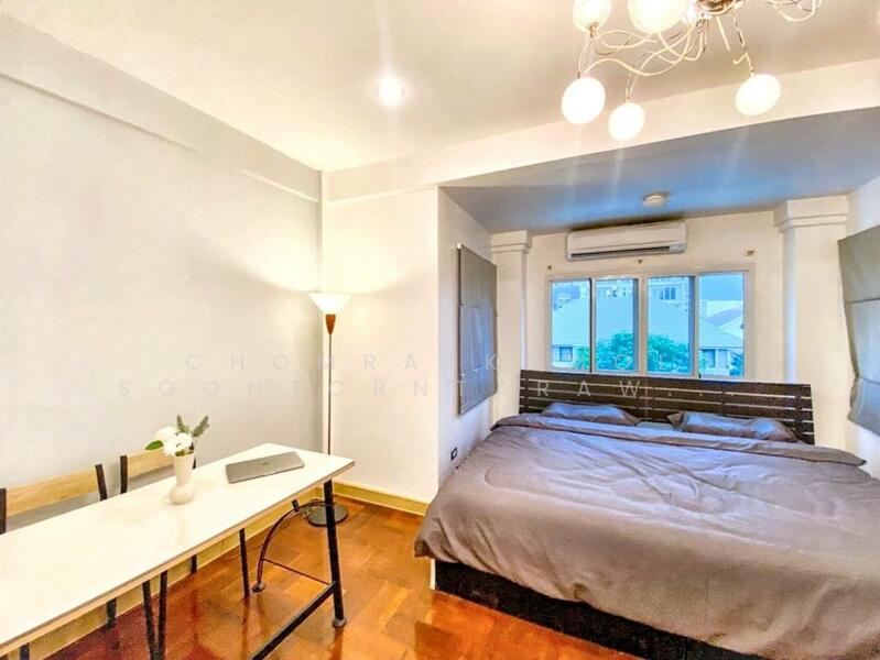 For Sale - House at Ekkamai 10, Bangkok