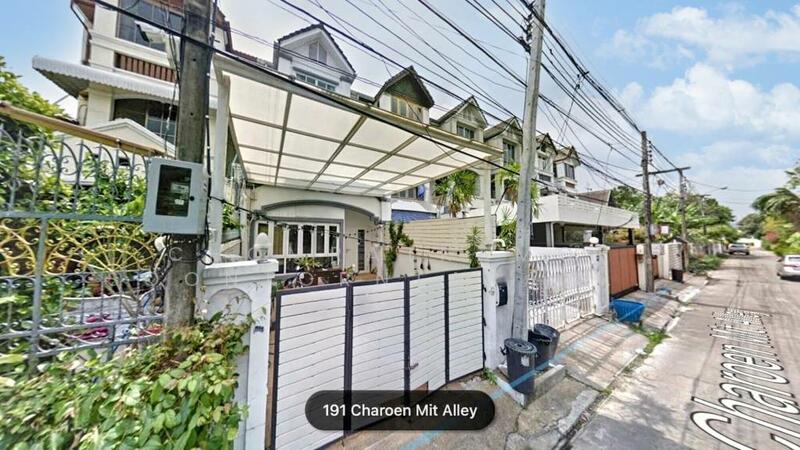 ขาย - House at Ekkamai 10, กรุงเทพ